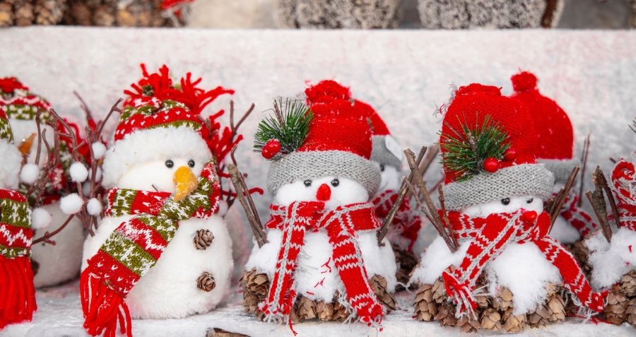 &Delta;ώ&rho;&omicron; &Epsilon;&omicron;&rho;&tau;ώ&nu;  &sigma;&tau;&alpha; &pi;&alpha;&iota;&delta;&iota;ά &tau;&omega;&nu; &sigma;&upsilon;&nu;&alpha;&delta;έ&lambda;&phi;&omega;&nu;