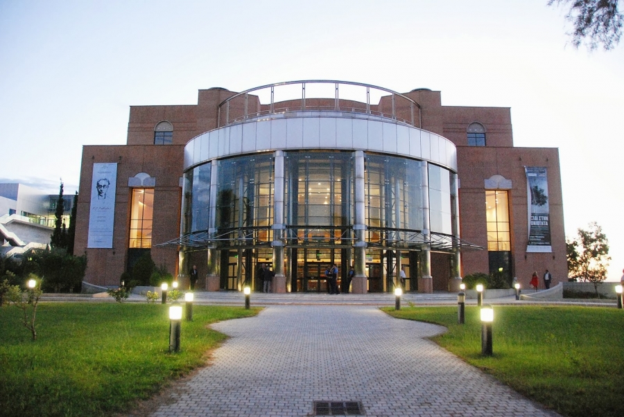 &Mu;&epsilon;&iota;&omega;&mu;έ&nu;&eta; &tau;&iota;&mu;ή : &Mu;έ&gamma;&alpha;&rho;&omicron; &Mu;&omicron;&upsilon;&sigma;&iota;&kappa;ή&sigmaf; &Theta;&epsilon;&sigma;&sigma;&alpha;&lambda;&omicron;&nu;ί&kappa;&eta;&sigmaf; -  RUSSIAN ICE STARS: &Eta; &Chi;&Iota;&Omicron;&Nu;&Alpha;&Tau;&Eta;