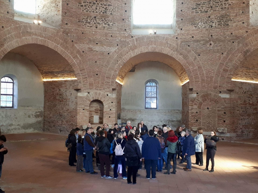 &laquo;&Rho;&omega;&mu;&alpha;ϊ&kappa;ό&sigmaf; &Gamma;ύ&rho;&omicron;&sigmaf; &tau;&eta;&sigmaf; &Pi;ό&lambda;&eta;&sigmaf;&raquo;